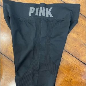 Brand new Victorias secret pink active leggings. Size XXL.